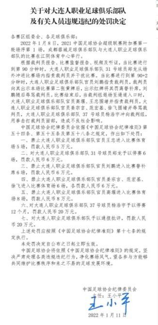 记得影片中瞎鹿的老母亲死在逃荒的路上，花枝说，死了好，死了省的受罪。